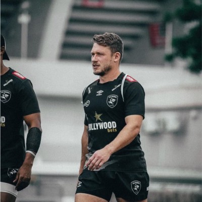 Tiaan S.